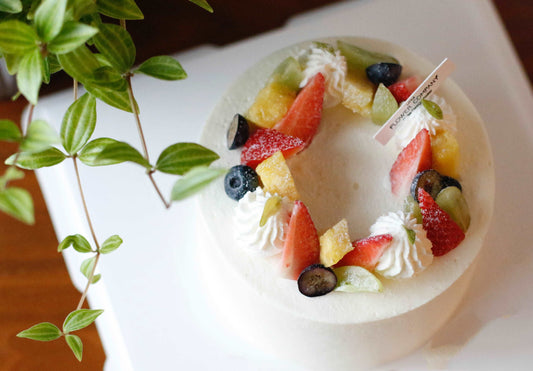 Fresh fruit cloud chiffon cream cake